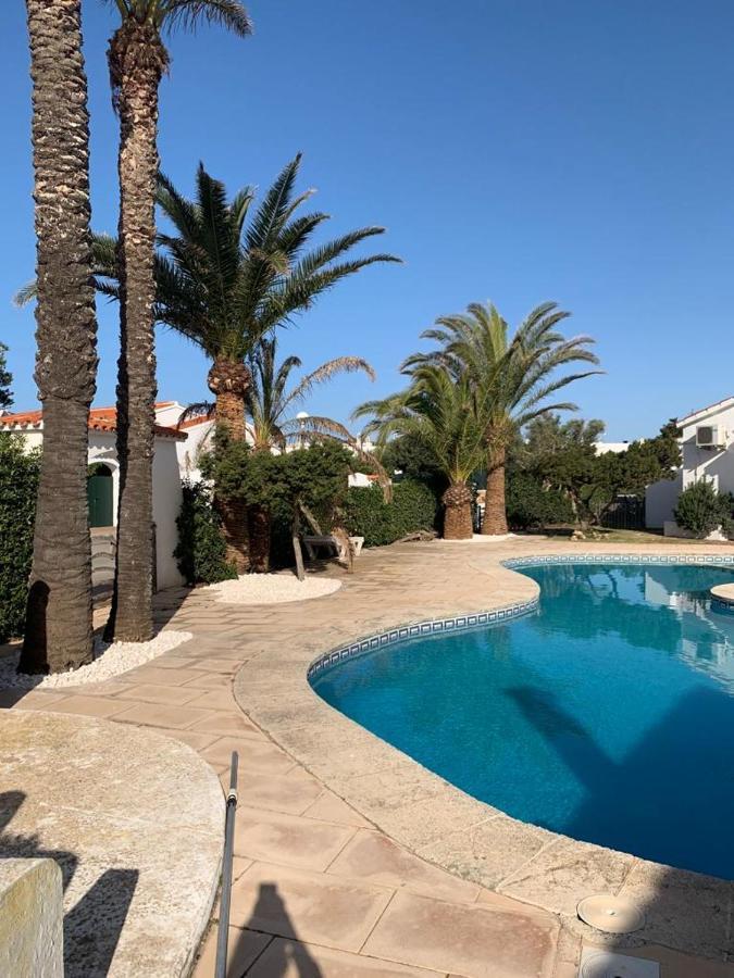 Grupoandria Villa Julia กาลาเอนฟอร์กัต ภายนอก รูปภาพ